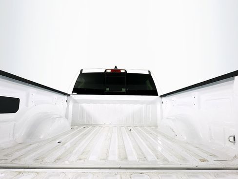 Used 2025 RAM 1500 Laramie image 29