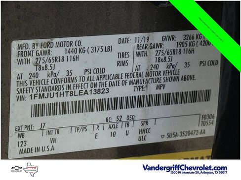 Used 2020 Ford Expedition XLT w/ Equipment Group 202A RWD image 26