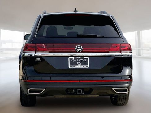 Used 2024 Volkswagen Atlas SE FWD image 4