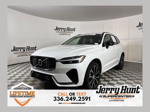 Used 2023 Volvo XC60 B5 Plus w/ Climate Package AWD/4WD image 1