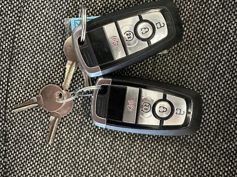 Used 2024 Ford F550 4x4 Crew Cab Super Duty image 5