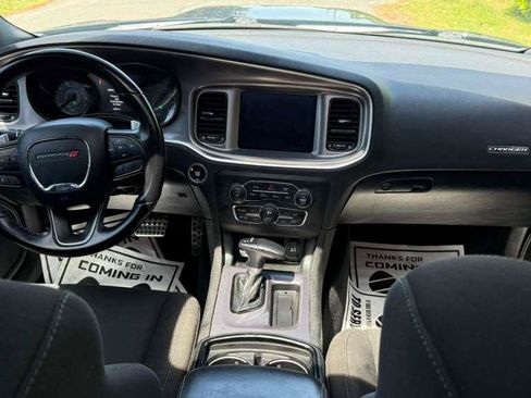 Used 2020 Dodge Charger R/T w/ Blacktop Package RWD image 18