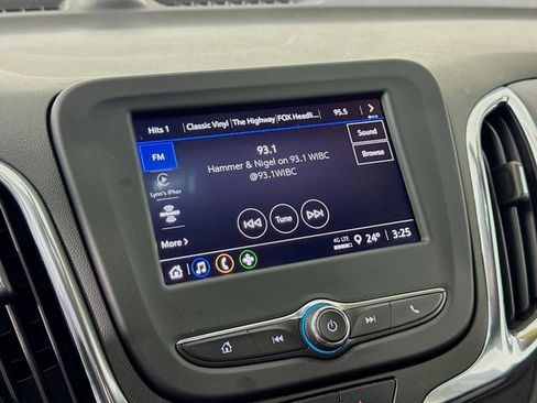 Used 2022 Chevrolet Equinox LT image 14