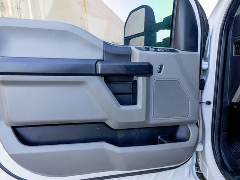 Used 2021 Ford F350 XL w/ Power Equipment Group image 17