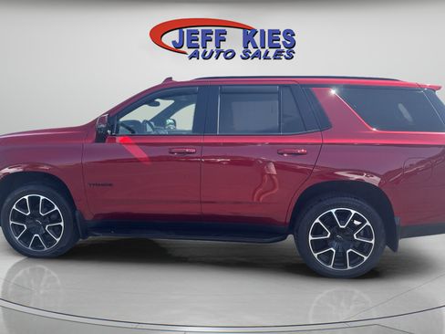 Used 2022 Chevrolet Tahoe RST w/ Luxury Package AWD/4WD image 8
