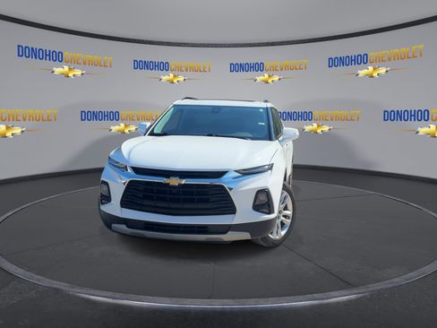 Used 2020 Chevrolet Blazer LT w/ Sound & Technology Package FWD image 4