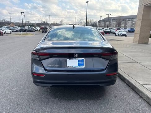 Used 2025 Honda Accord SE image 3