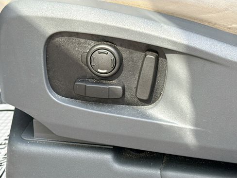 Used 2022 Land Rover Defender 110 XS Edition image 25