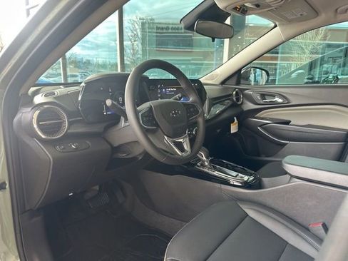 New 2026 Chevrolet Trax ACTIV w/ Sunroof Package image 12