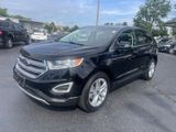Used 2018 Ford Edge Titanium image 2