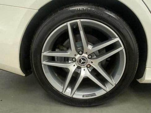 Used 2019 Mercedes-Benz S 560 4MATIC Sedan w/ AMG Line Exterior image 18
