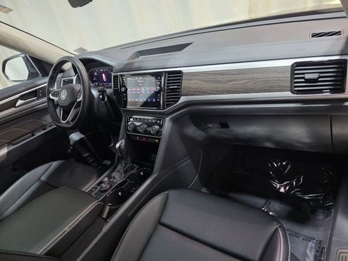 Certified 2023 Volkswagen Atlas SE w/ Panoramic Sunroof Package AWD/4WD image 36