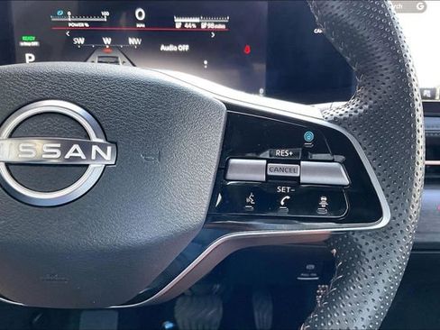 Used 2025 Nissan Ariya FWD image 19
