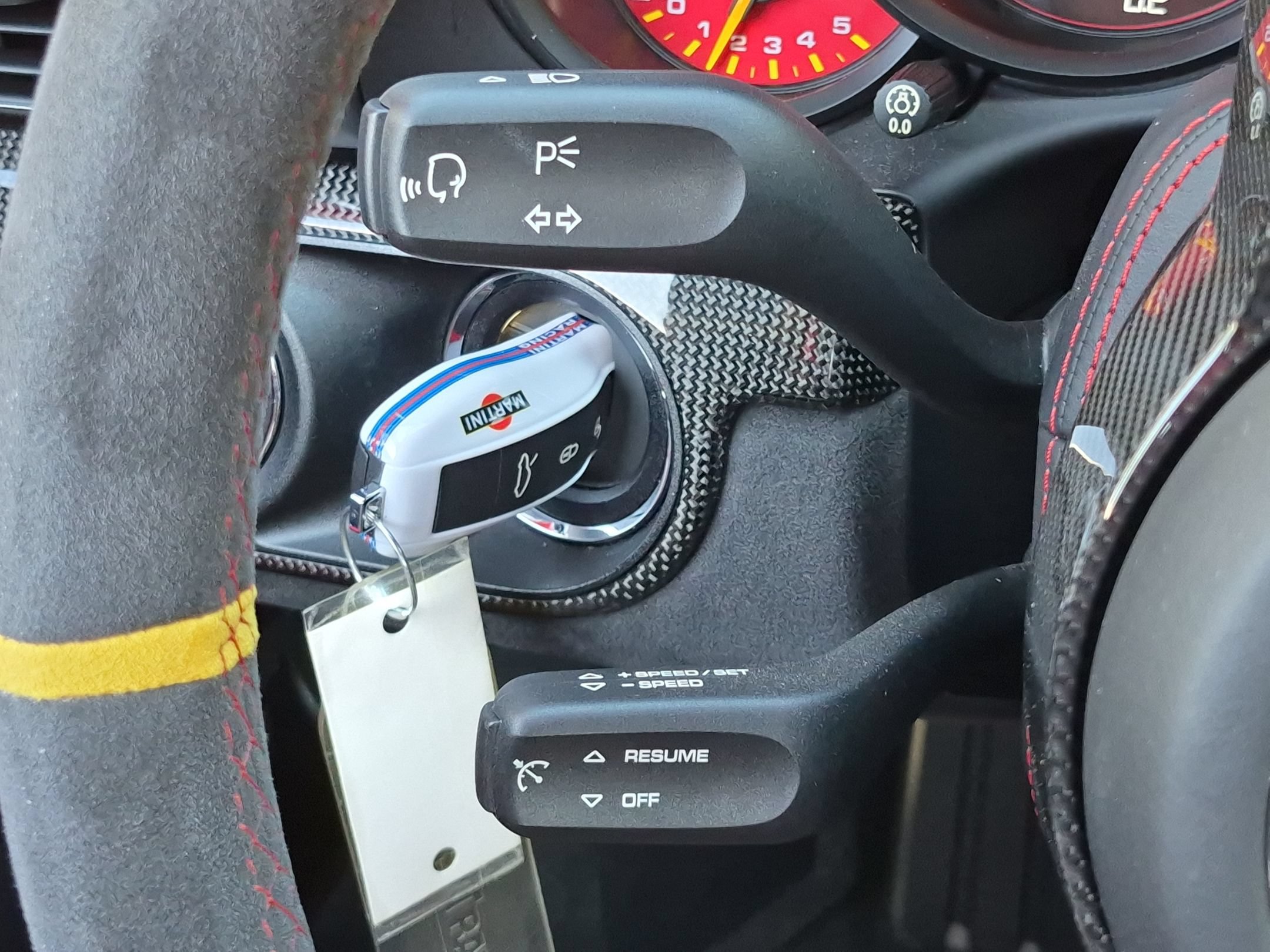 Certified 2018 Porsche 911 GT2 RS RWD image 8
