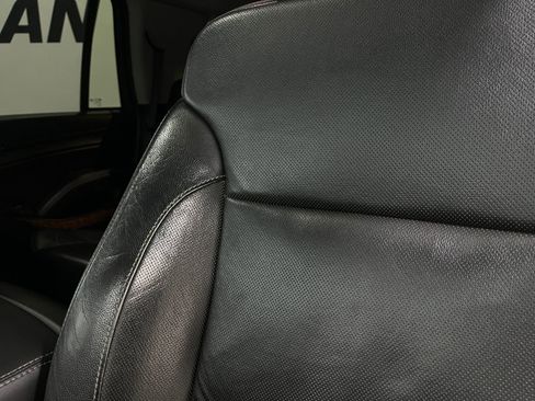 Used 2018 Chevrolet Tahoe Premier image 16