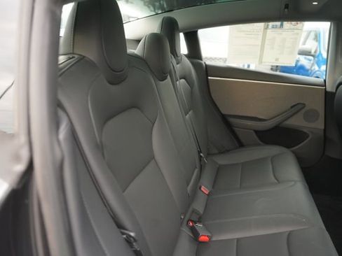 Used 2025 Tesla Model 3 Long Range RWD image 17