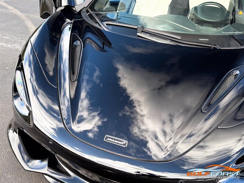 Used 2024 McLaren 750S Spider RWD image 4