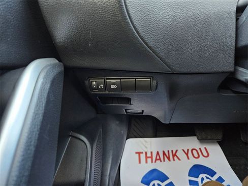 Certified 2023 Toyota Corolla Cross LE image 19