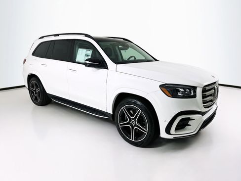 New 2026 Mercedes-Benz GLS 450 4MATIC image 1