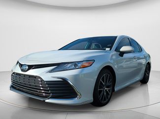 Used 2021 Toyota Camry XLE FWD video 1