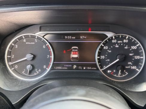 Used 2024 Nissan Rogue S FWD image 22