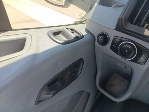 Used 2019 Ford Transit 350 156 DRW RWD image 19