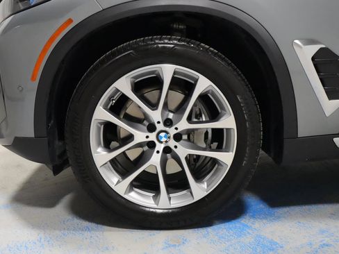 Used 2025 BMW X5 xDrive40i image 31