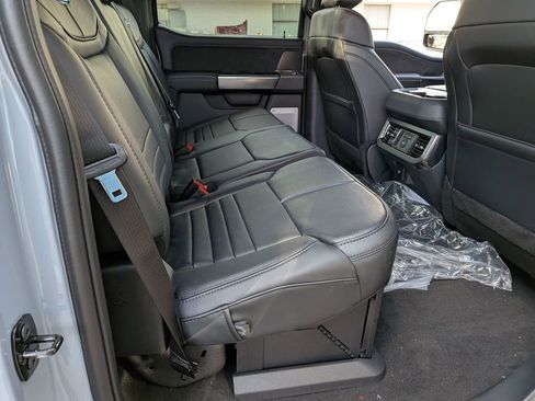 New 2026 Ford F350 Platinum image 28