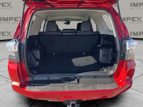 Used 2020 Toyota 4Runner SR5 Premium image 29