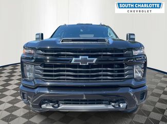 Used 2024 Chevrolet Silverado 2500 Custom w/ Custom Value Package AWD/4WD video 2