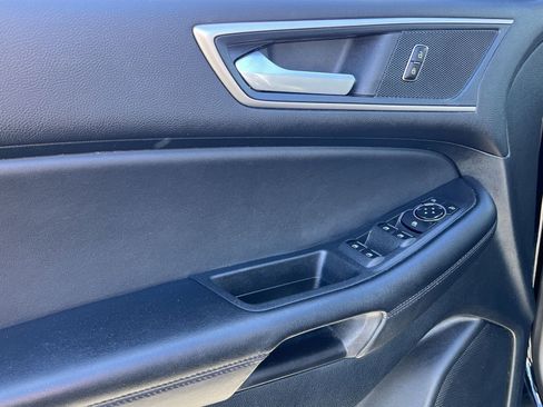 Used 2023 Ford Edge SEL image 15