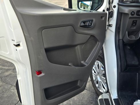 Used 2024 Ford Transit 250 Low Roof w/ Exterior Upgrade Package RWD image 15