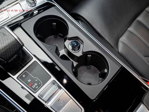 Used 2024 Audi RS 6 performance image 94