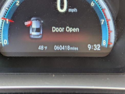 Used 2016 Honda Civic Touring image 19