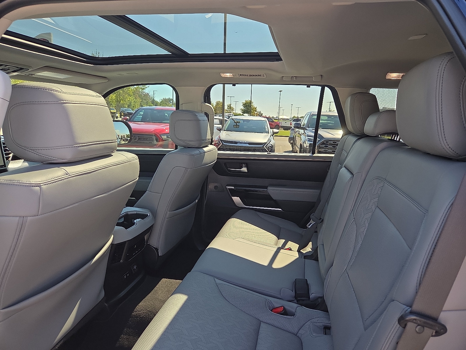 Used 2024 Toyota Sequoia Limited AWD/4WD image 10
