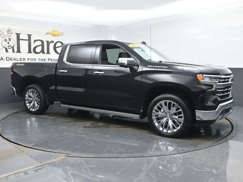 Used 2023 Chevrolet Silverado 1500 LTZ w/ LTZ Convenience Package II image 6