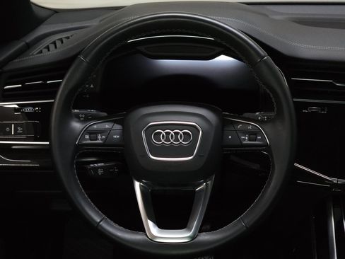 Used 2025 Audi Q8 Prestige AWD/4WD image 26