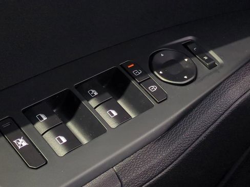 New 2026 Kia Sportage LX AWD/4WD image 18
