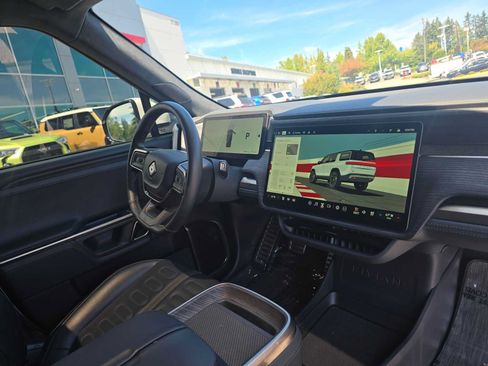 Used 2024 Rivian R1S Adventure Quad AWD/4WD image 10