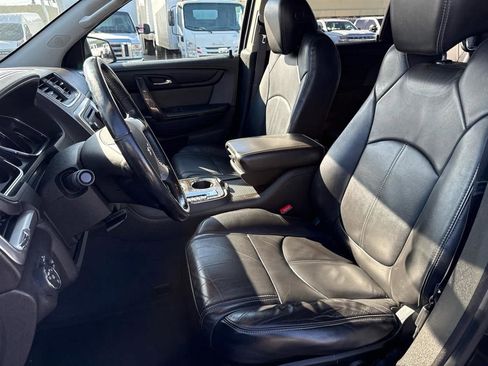 Used 2014 GMC Acadia SLT image 13