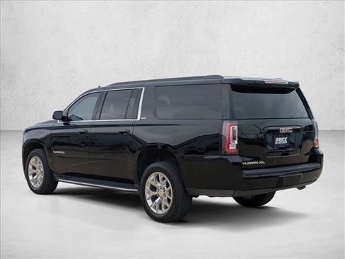 Used 2017 GMC Yukon XL SLT w/ Open Road Package image 7