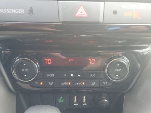 Used 2025 Mitsubishi Eclipse Cross SE AWD/4WD image 23
