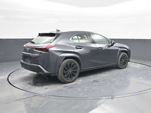 Used 2024 Lexus UX 250h AWD w/ Premium Package image 8