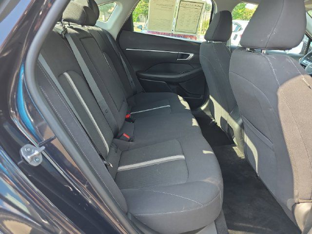 Used 2025 Hyundai Sonata SEL FWD image 14