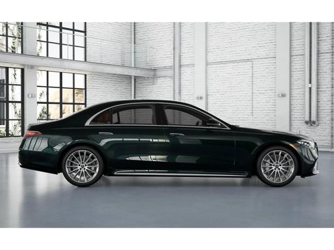 New 2026 Mercedes-Benz S 580 4MATIC Sedan image 2
