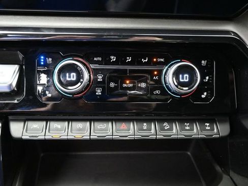 Used 2023 GMC Sierra 1500 AT4X AWD/4WD image 22