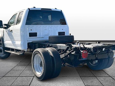 New 2026 Ford F450 XL w/ XL Chrome Package image 3