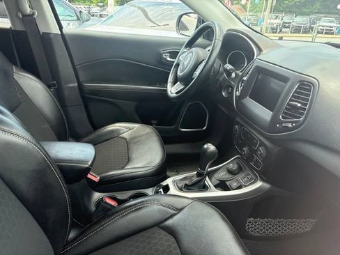Used 2021 Jeep Compass Latitude w/ Convenience Group AWD/4WD image 10