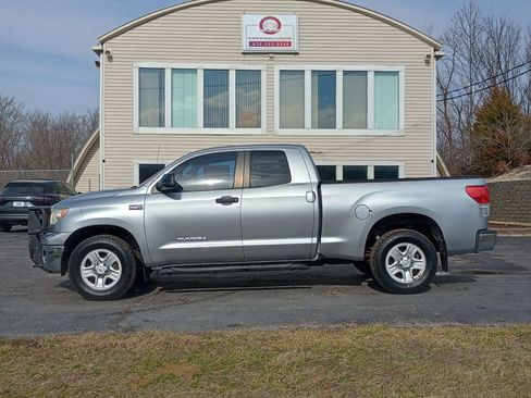 Used 2012 Toyota Tundra 4x4 Double Cab w/ Tow Pkg image 2