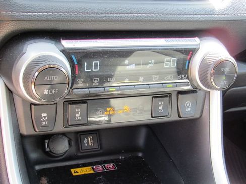 Used 2024 Toyota RAV4 XLE Premium w/ Weather Package AWD/4WD image 27